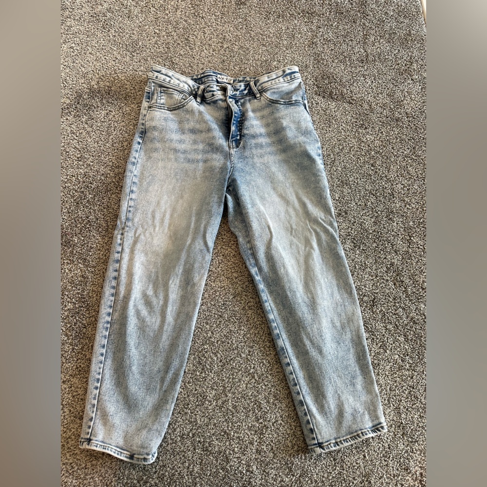 Ava and Viv Light Acid Wash Straight Leg Ankle Jean- Size 16